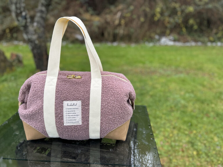 Weekender THORE in Größe L aus kuscheligem Teddyfleece