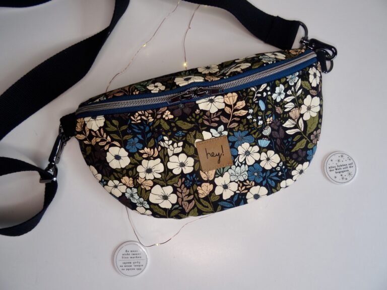 Bauchtasche BASY aus Canvas von See You At Six